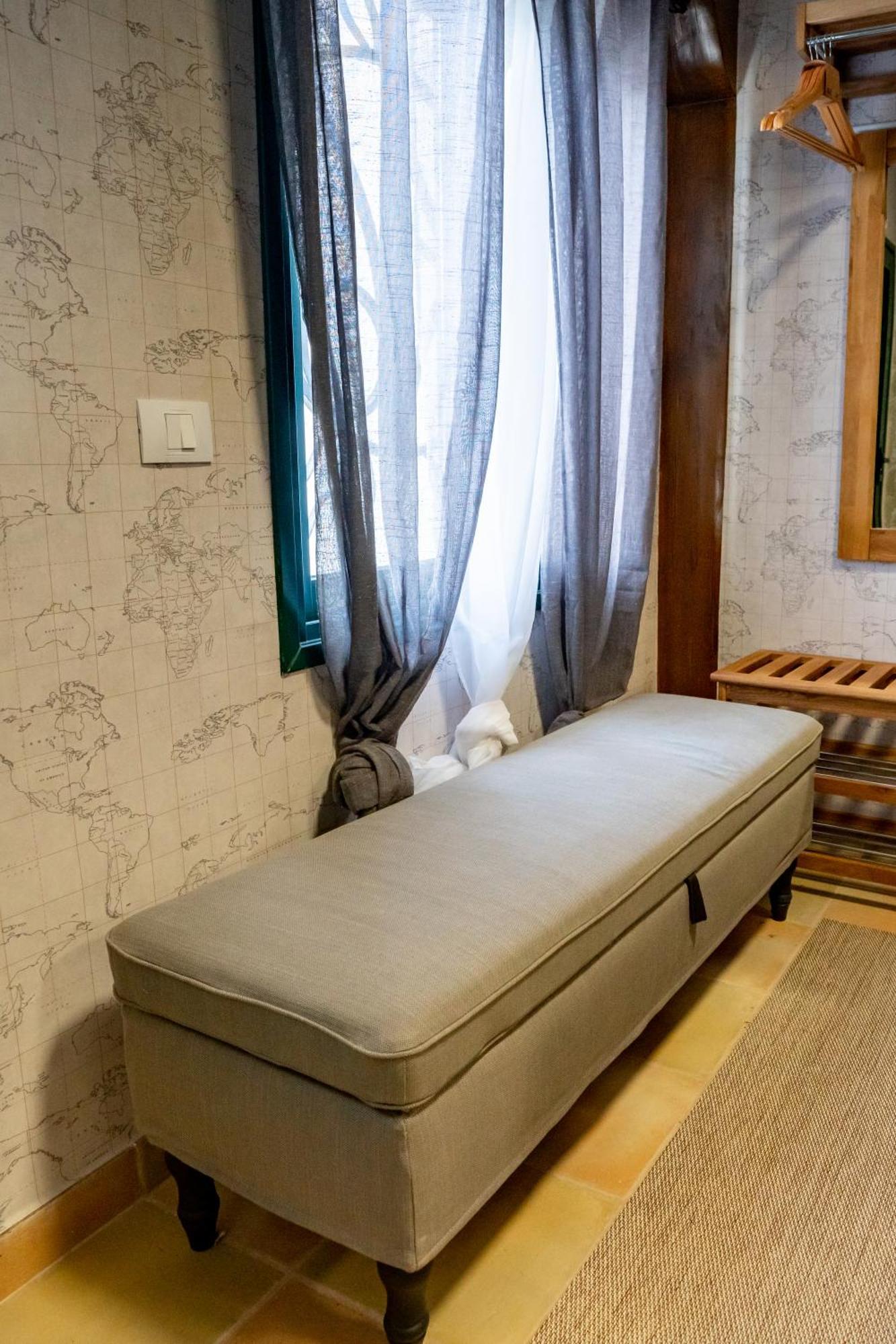 Casa Julio - Alcala Complete Coastal Retreat - Entire Apartment - 3 Min Walk From The Ocean - Shared Entrance With Host 外观 照片