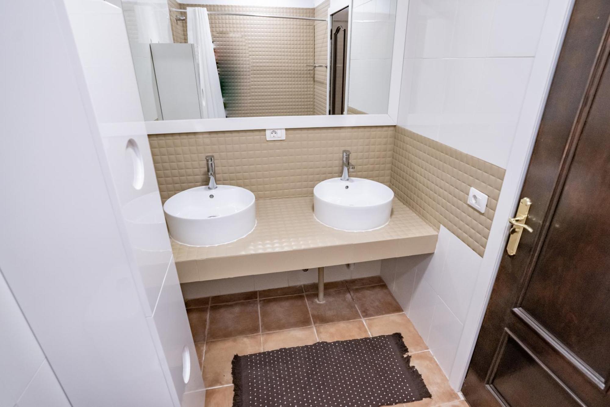 Casa Julio - Alcala Complete Coastal Retreat - Entire Apartment - 3 Min Walk From The Ocean - Shared Entrance With Host 外观 照片