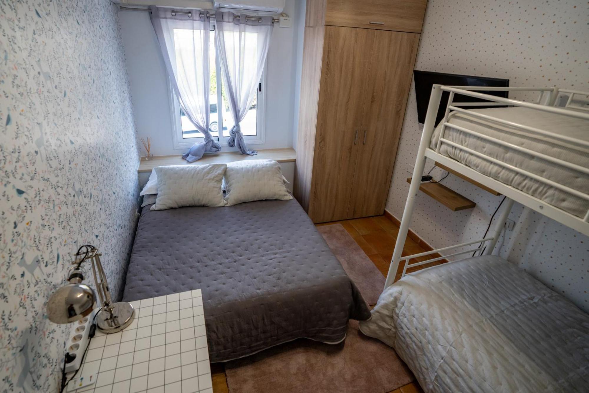Casa Julio - Alcala Complete Coastal Retreat - Entire Apartment - 3 Min Walk From The Ocean - Shared Entrance With Host 外观 照片
